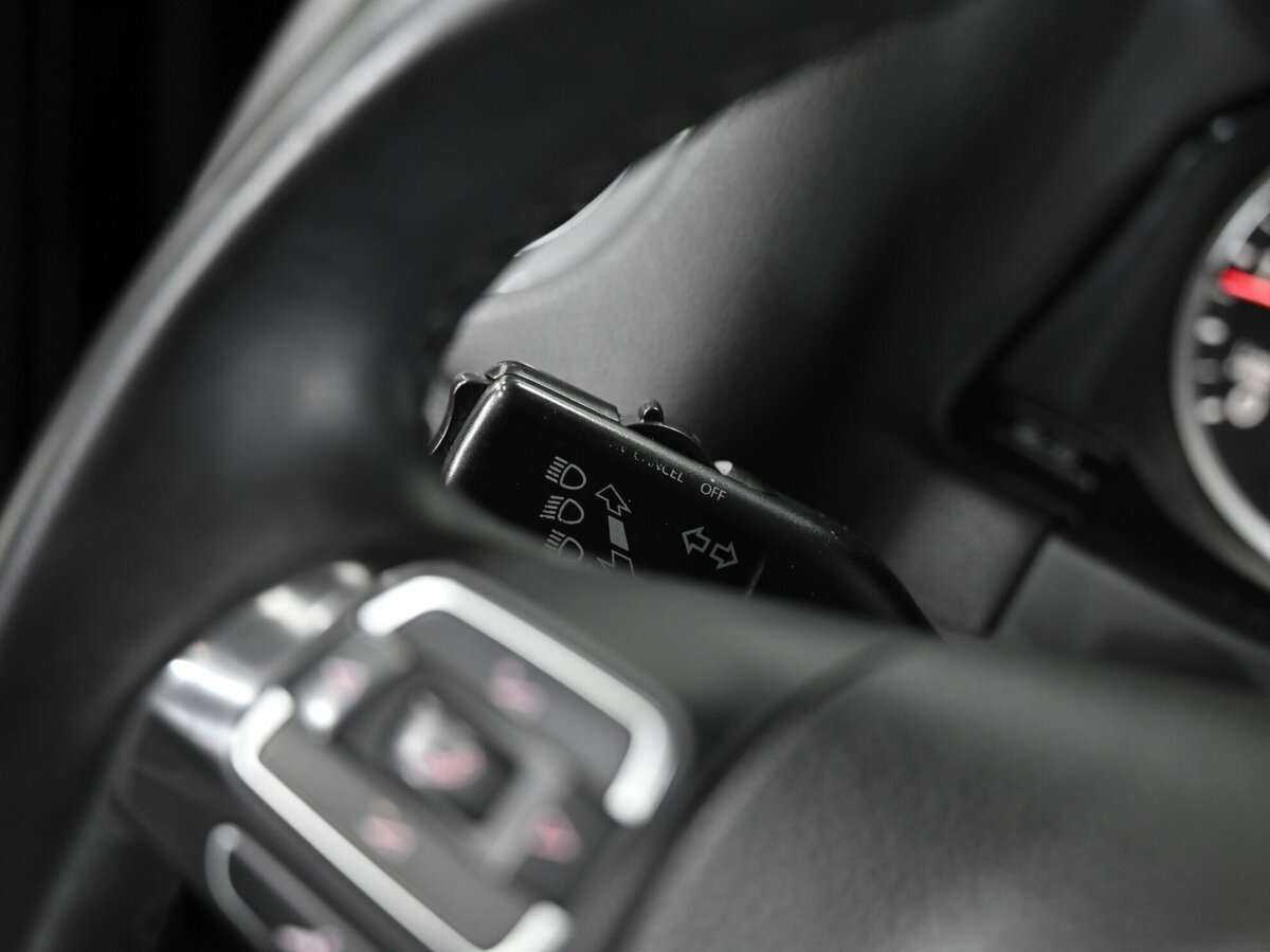 Фольксваген Тигуан б/у, 2013, Автоматическая. Фото: #9