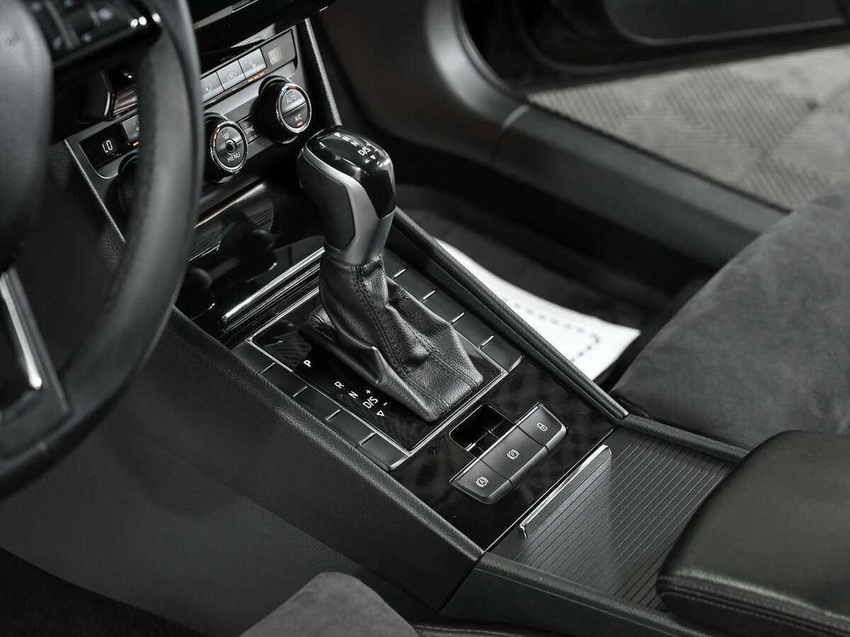 Шкода Суперб б/у, 2016, Роботизированная. Фото: #9