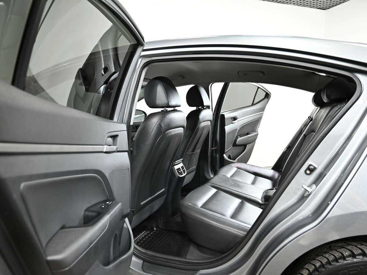 Хендай Елантра б/у, 2018, Автоматическая. Фото: #14