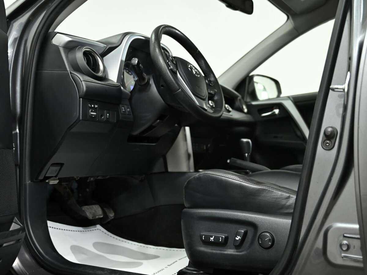 Тойота Рав4 б/у, 2013, Автоматическая. Фото: #7