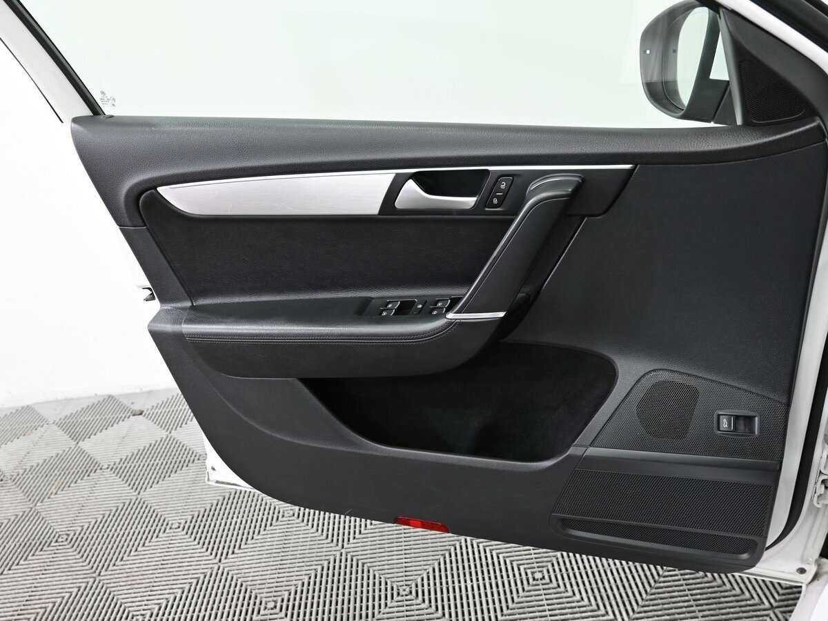 Фольксваген Пассат б/у, 2013, Роботизированная. Фото: #10