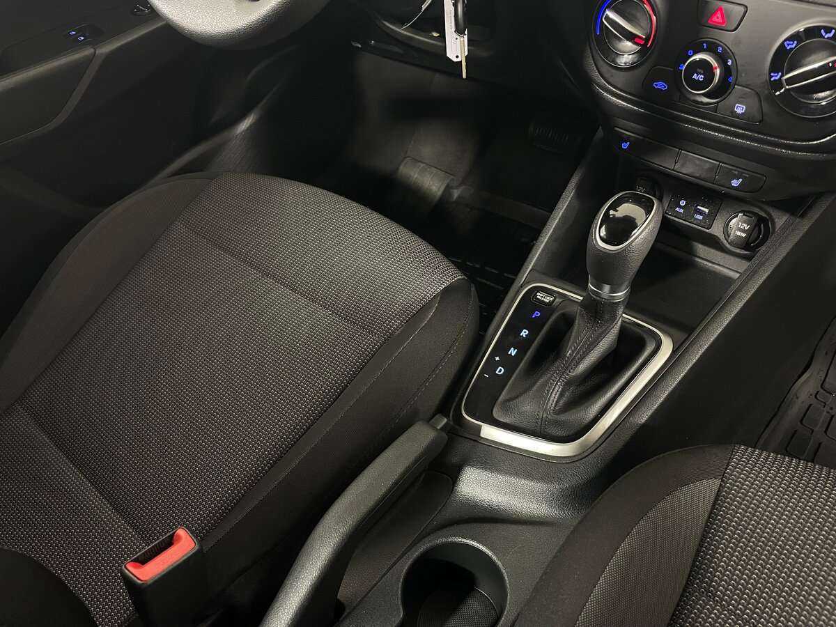 Хендай Солярис б/у, 2017, Автоматическая. Фото: #15