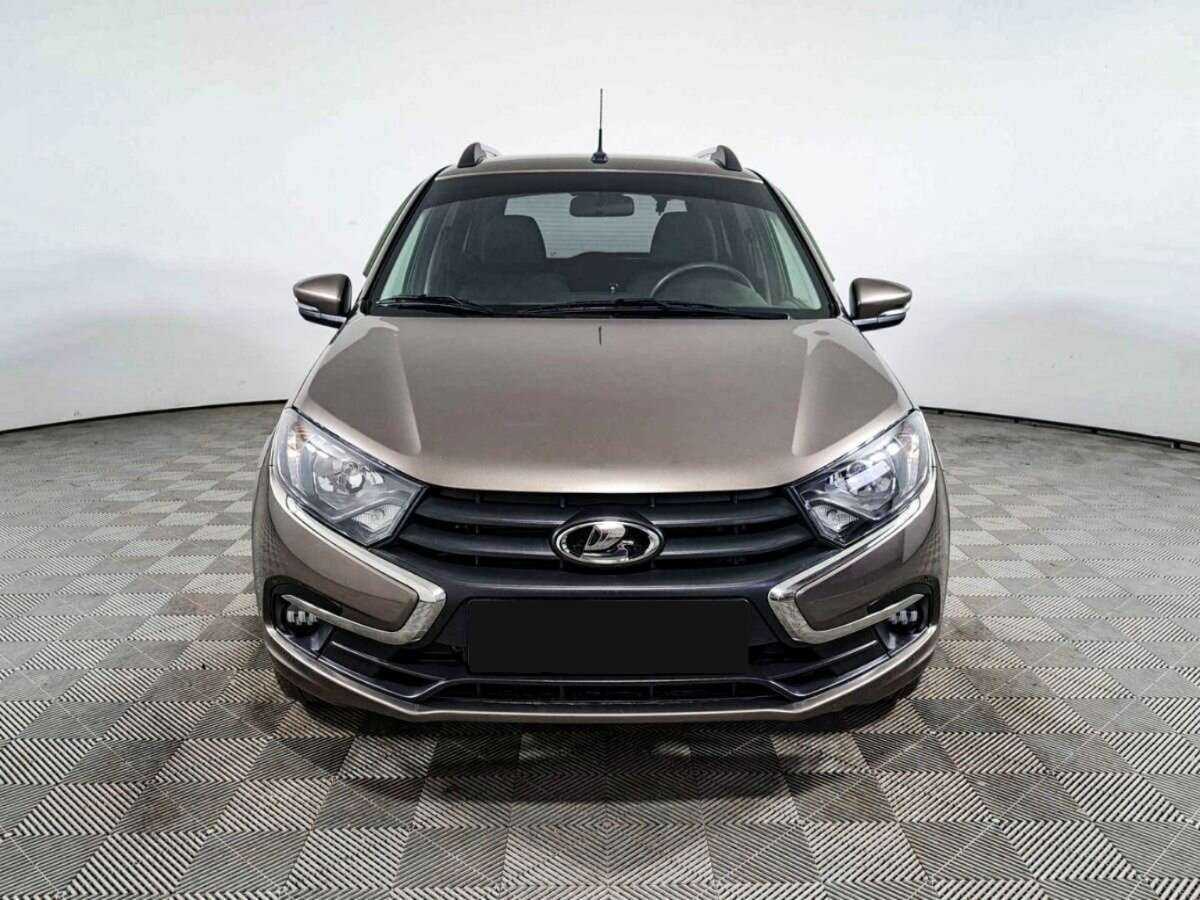 Лада (ВАЗ) Гранта б/у, 2019, Механическая. Фото: #1