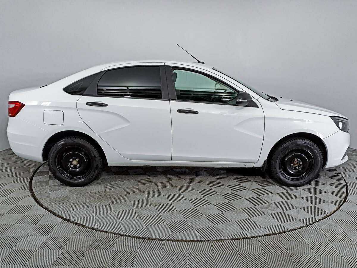 Лада (ВАЗ) Веста б/у, 2021, Механическая. Фото: #3