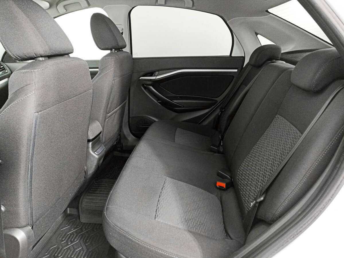 Лада (ВАЗ) Веста б/у, 2020, Механическая. Фото: #9