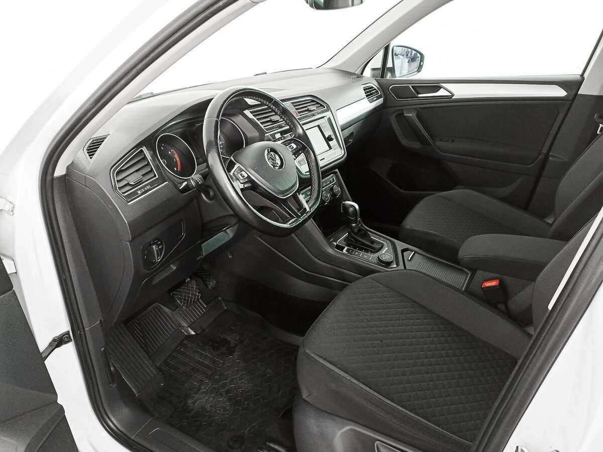 Фольксваген Тигуан б/у, 2017, Роботизированная. Фото: #15