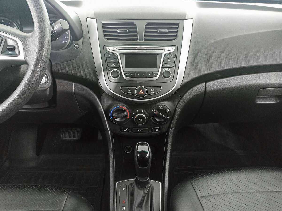 Хендай Солярис б/у, 2016, Автоматическая. Фото: #12