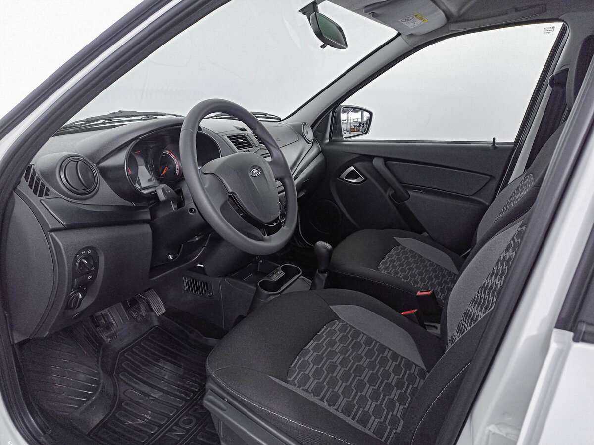 Лада (ВАЗ) Гранта б/у, 2023, Механическая. Фото: #13