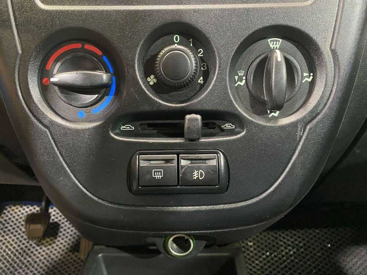 Лада (ВАЗ) Гранта б/у, 2012, Механическая. Фото: #12