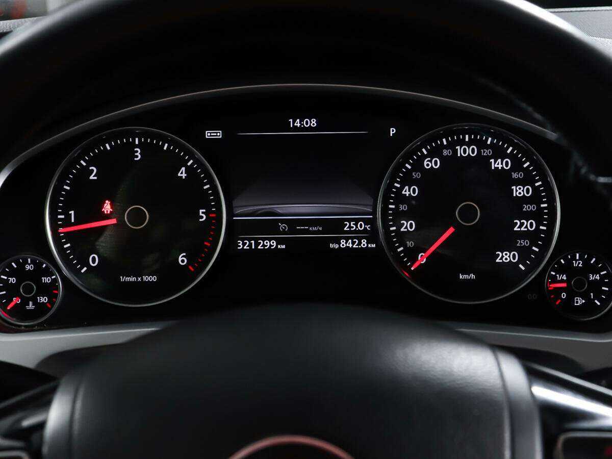 Фольксваген Туарег б/у, 2013, Автоматическая. Фото: #13