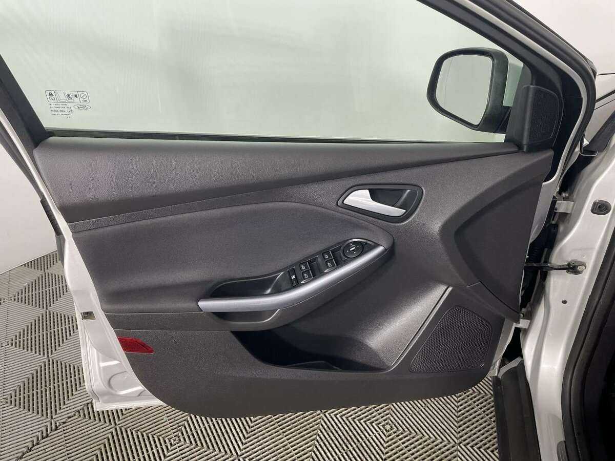 Форд Фокус б/у, 2014, Роботизированная. Фото: #7