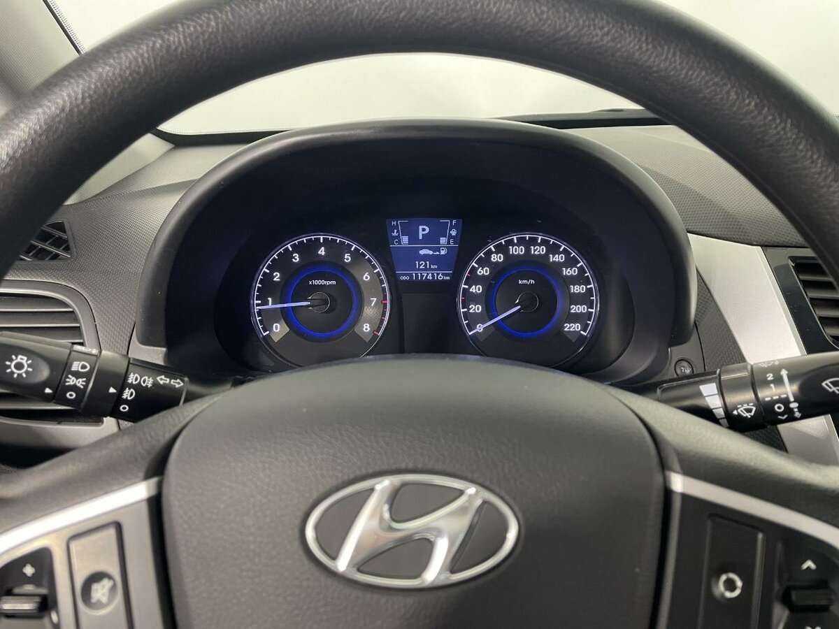 Хендай Солярис б/у, 2012, Автоматическая. Фото: #10