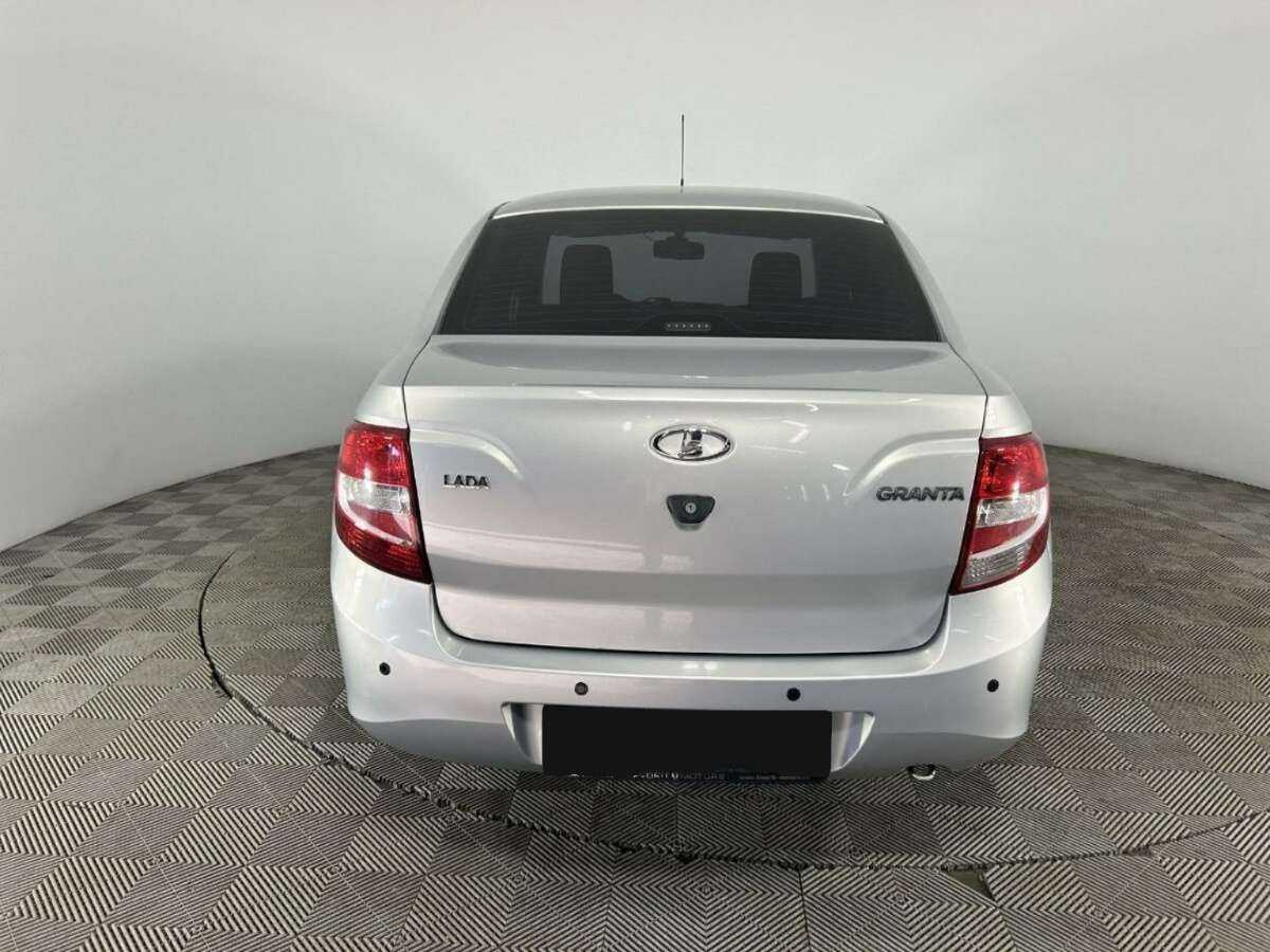 Лада (ВАЗ) Гранта б/у, 2017, Механическая. Фото: #2