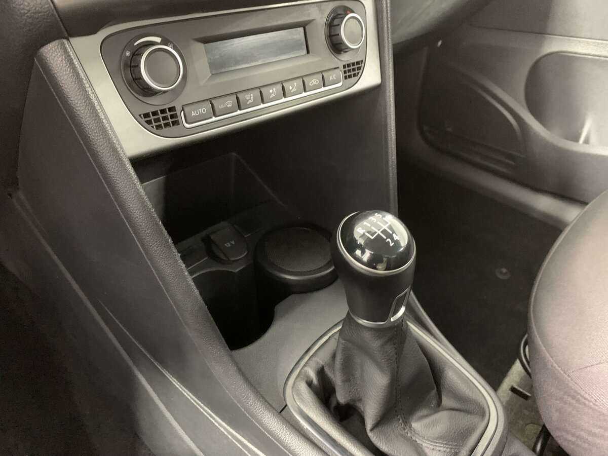 Фольксваген Поло б/у, 2019, Механическая. Фото: #12