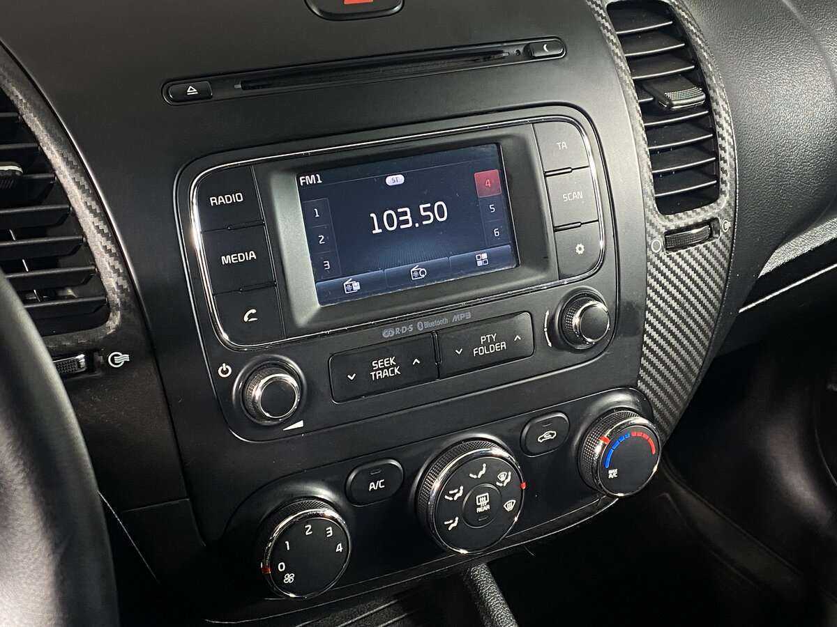 Киа Церато б/у, 2013, Механическая. Фото: #10