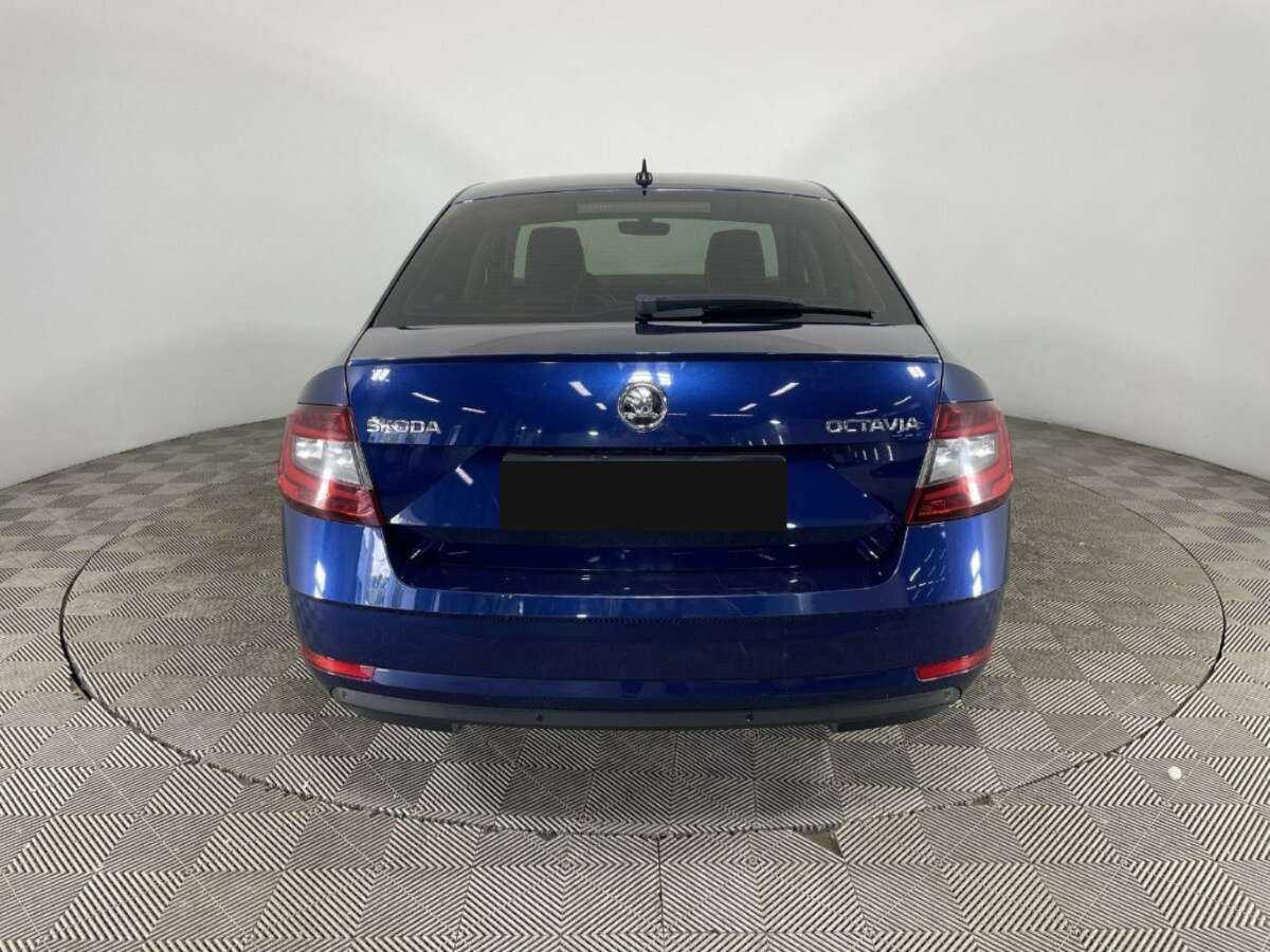 Шкода Октавия б/у, 2017, Роботизированная. Фото: #2