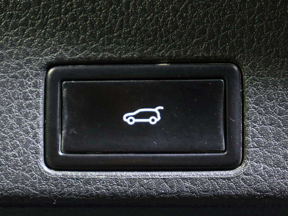 Фольксваген Туарег б/у, 2012, Автоматическая. Фото: #16