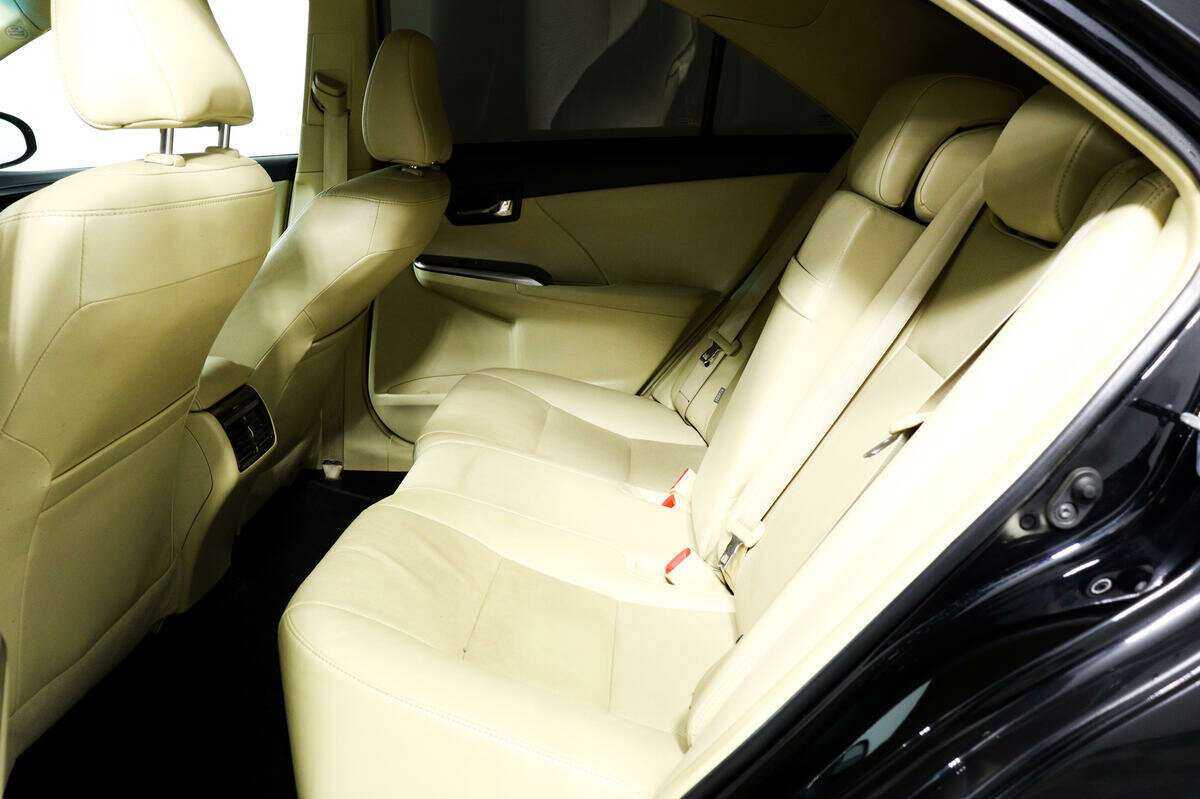 Тойота Камри б/у, 2017, Автоматическая. Фото: #11