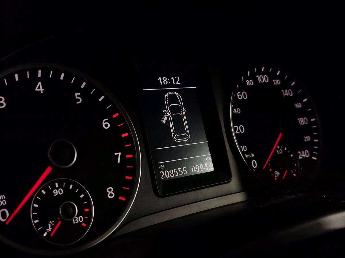 Фольксваген Тигуан б/у, 2013, Роботизированная. Фото: #4