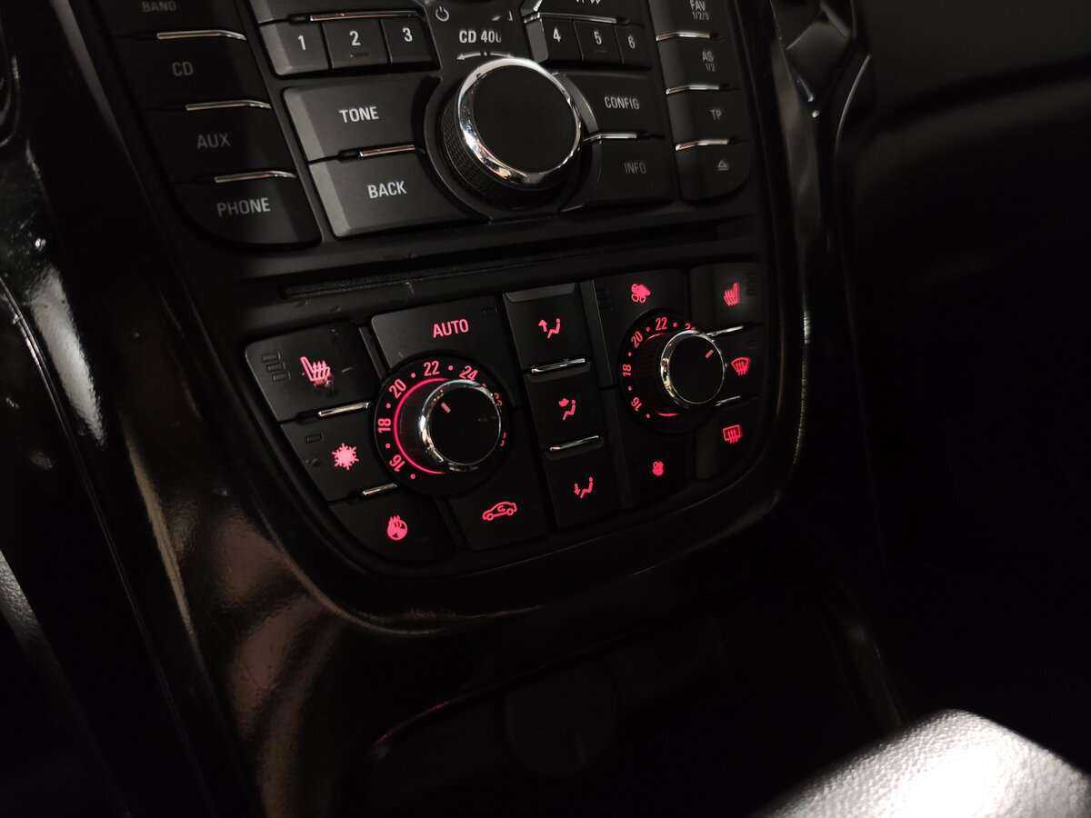 Опель Астра б/у, 2012, Автоматическая. Фото: #14