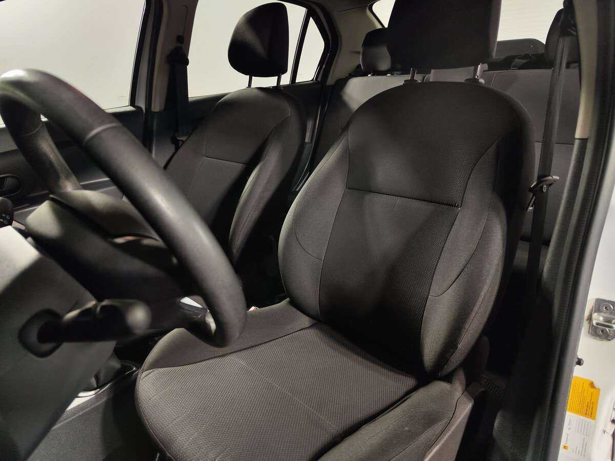 Рено Логан б/у, 2019, Автоматическая. Фото: #5