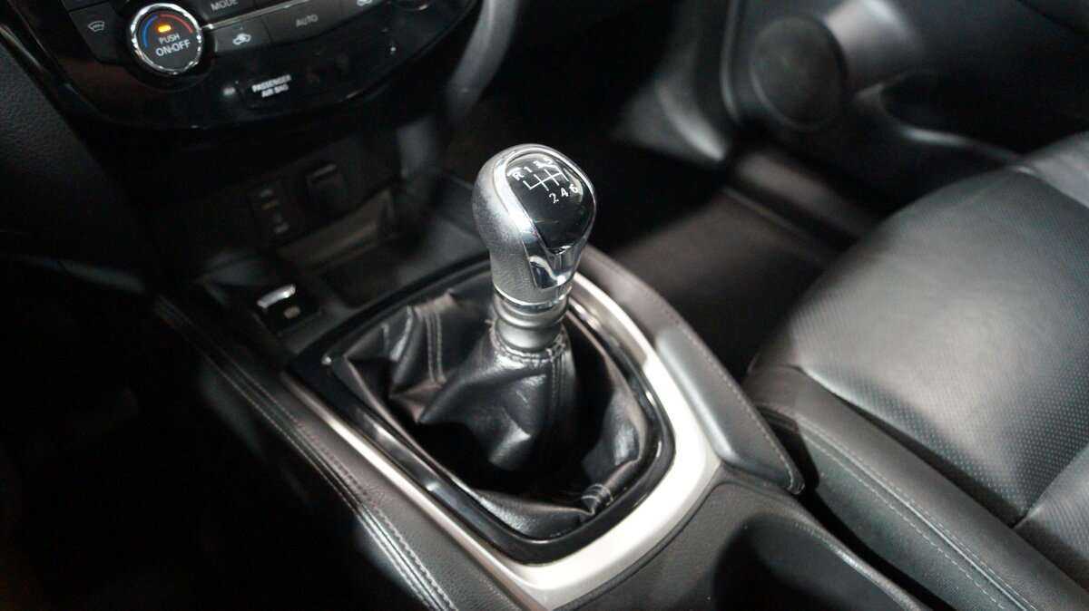 Ниссан Икс-Трейл б/у, 2017, Механическая. Фото: #13