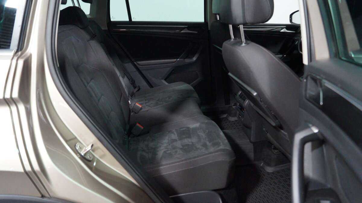 Фольксваген Тигуан б/у, 2018, Роботизированная. Фото: #12