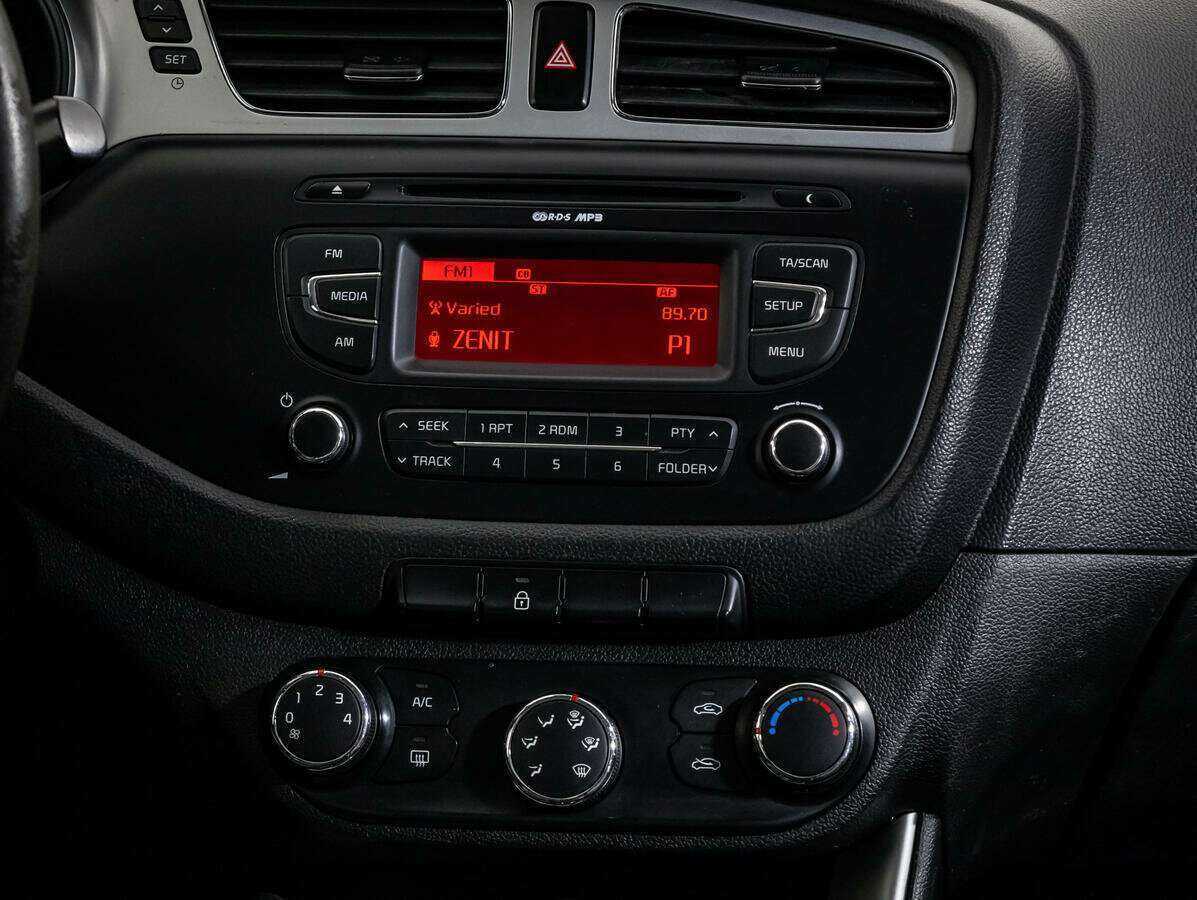 Киа Сид б/у, 2013, Механическая. Фото: #11