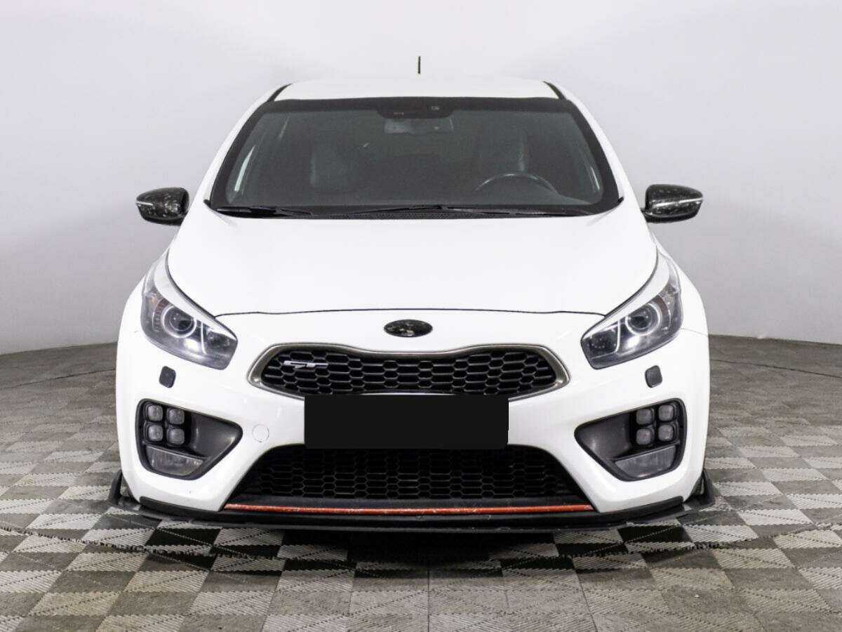 Киа Сид ГТ б/у, 2014, Механическая. Фото: #1