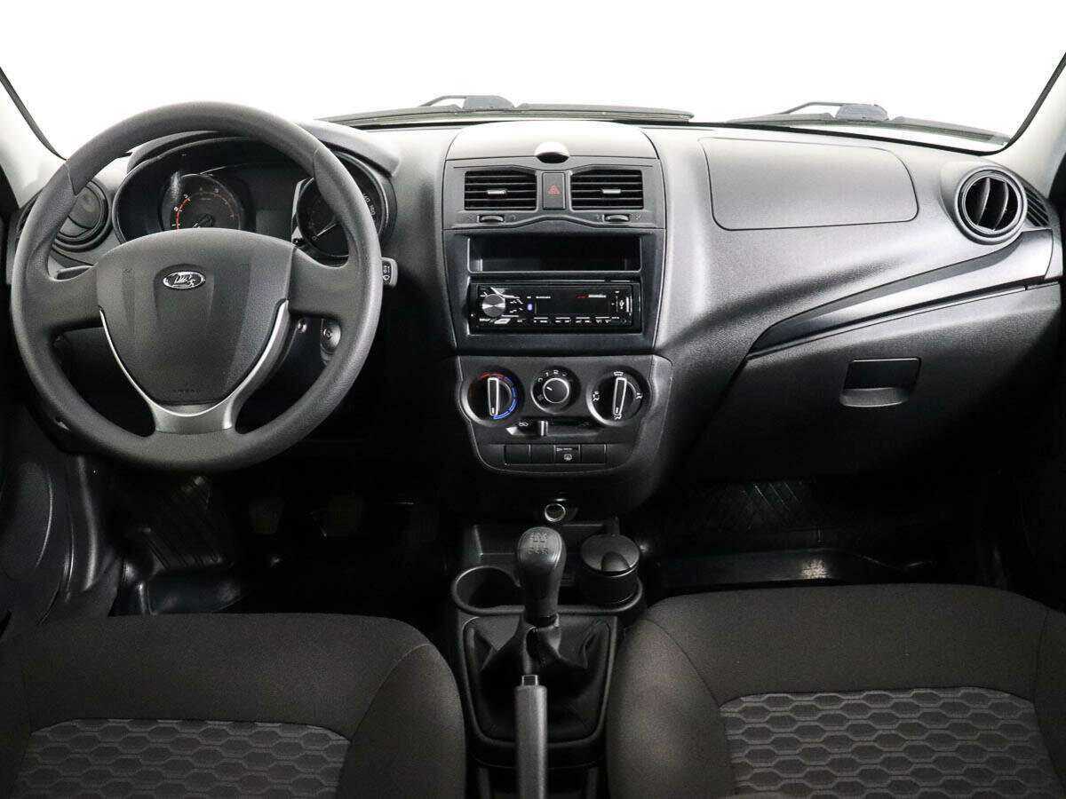 Лада (ВАЗ) Гранта б/у, 2023, Механическая. Фото: #9