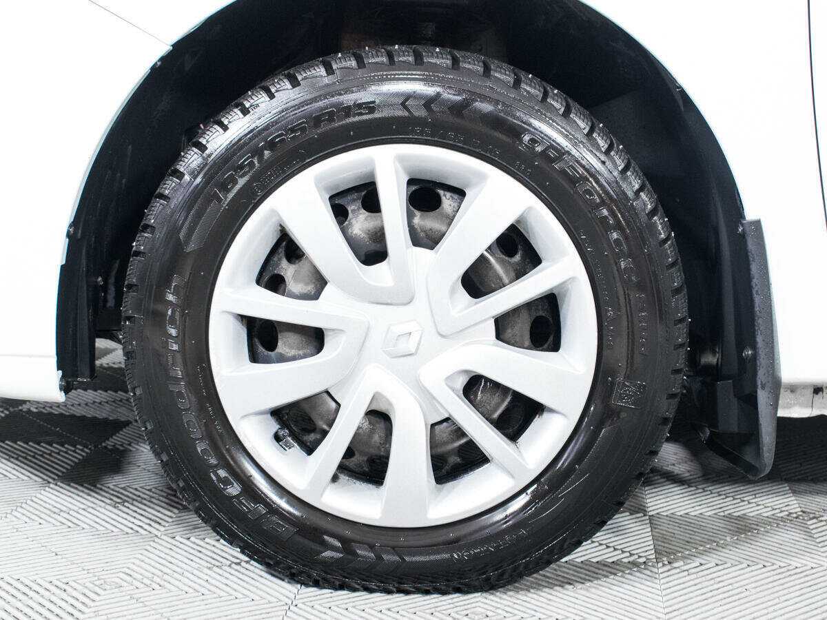 Рено Логан б/у, 2019, Автоматическая. Фото: #15