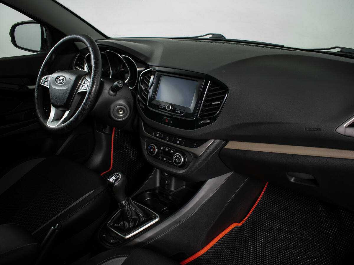 Лада (ВАЗ) Веста б/у, 2018, Механическая. Фото: #6