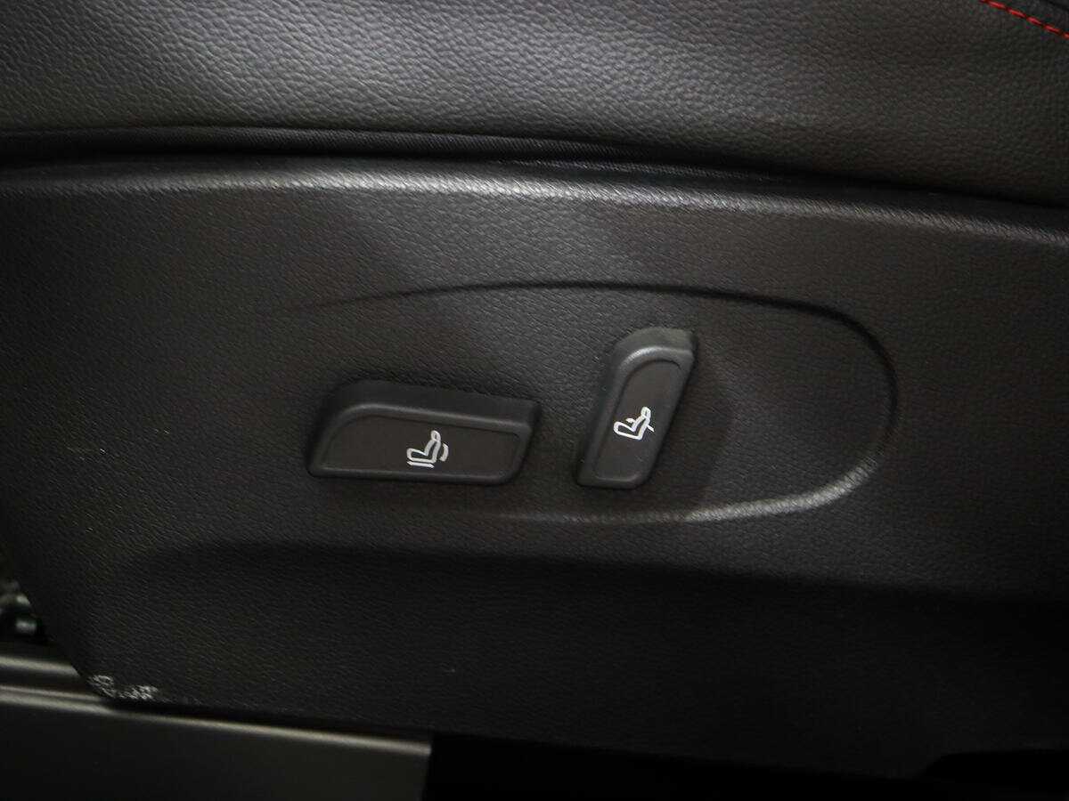 Дунфэн АИКС7 б/у, 2017, Автоматическая. Фото: #15