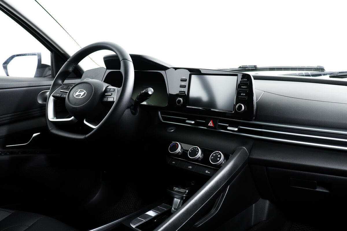 Хендай Елантра б/у, 2023, Вариатор. Фото: #8