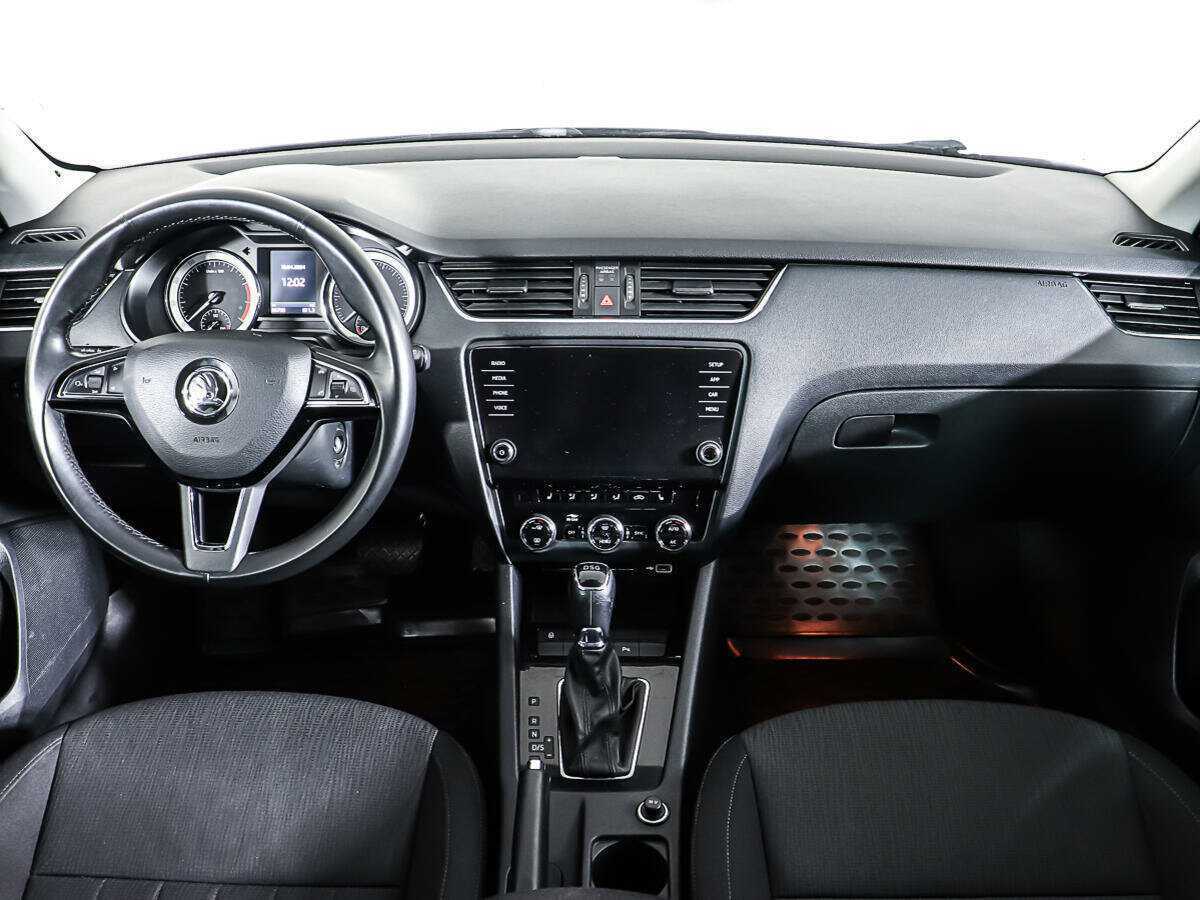 Шкода Октавия б/у, 2018, Роботизированная. Фото: #10