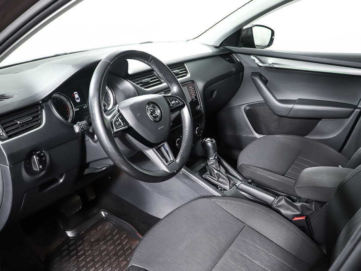 Шкода Октавия б/у, 2018, Роботизированная. Фото: #12