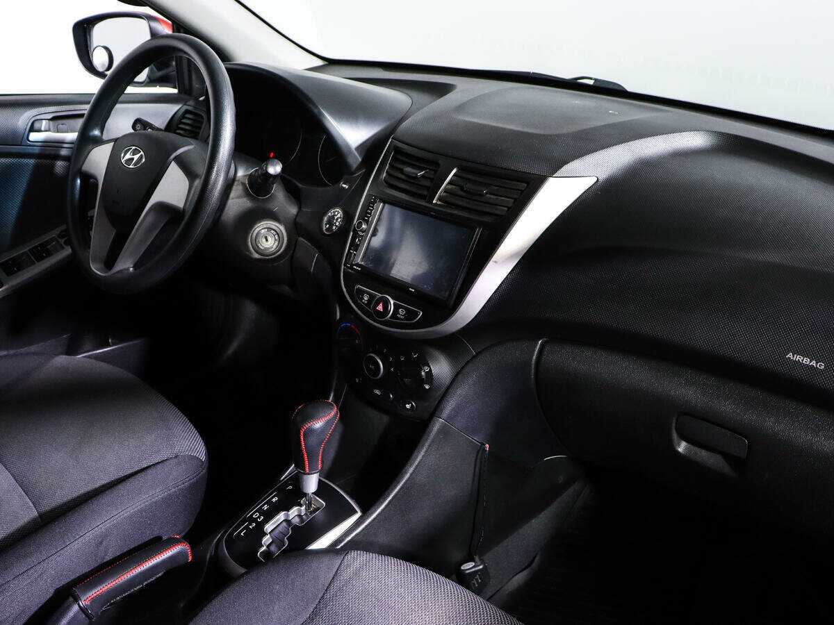 Хендай Солярис б/у, 2013, Автоматическая. Фото: #6