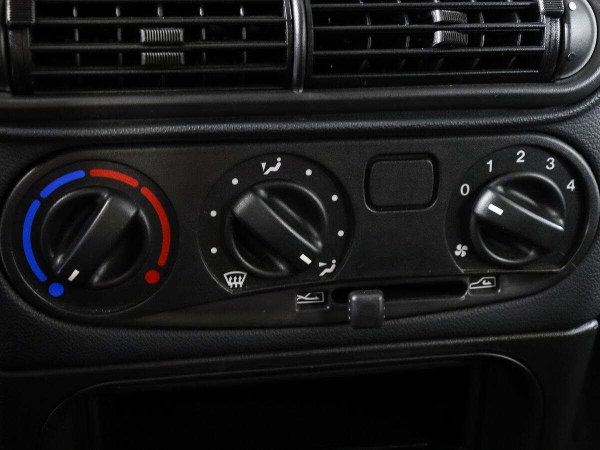 Лада (ВАЗ) Нива б/у, 2022, Механическая. Фото: #15