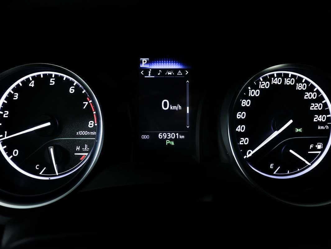 Тойота Камри б/у, 2019, Автоматическая. Фото: #9