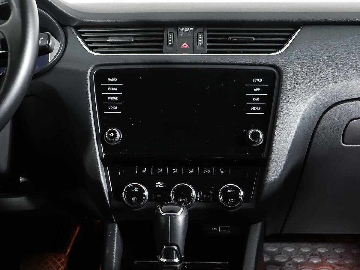 Шкода Октавия б/у, 2018, Роботизированная. Фото: #11