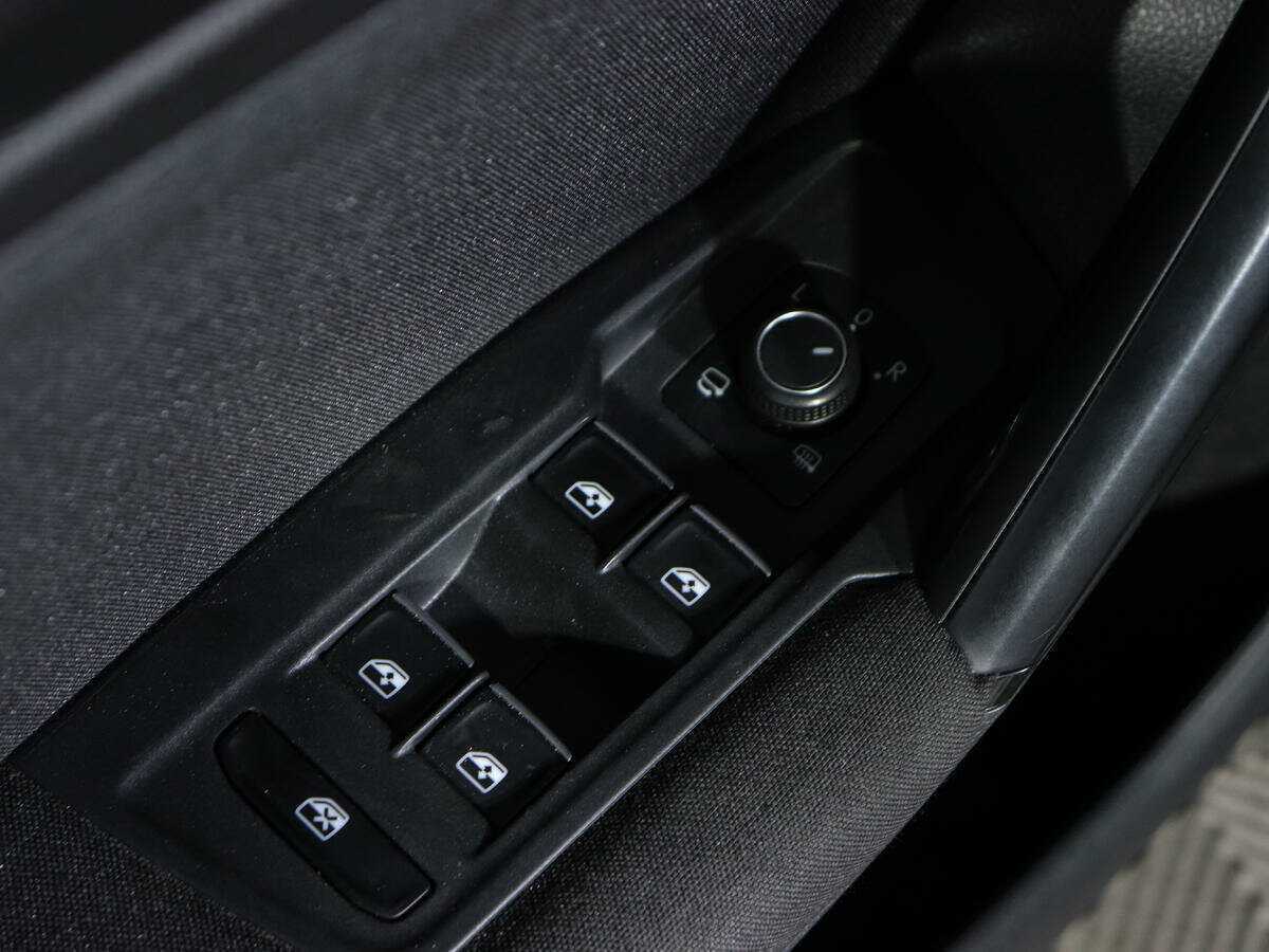 Фольксваген Тигуан б/у, 2017, Роботизированная. Фото: #19