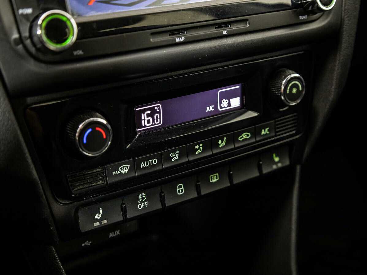 Шкода Рапид б/у, 2016, Механическая. Фото: #11