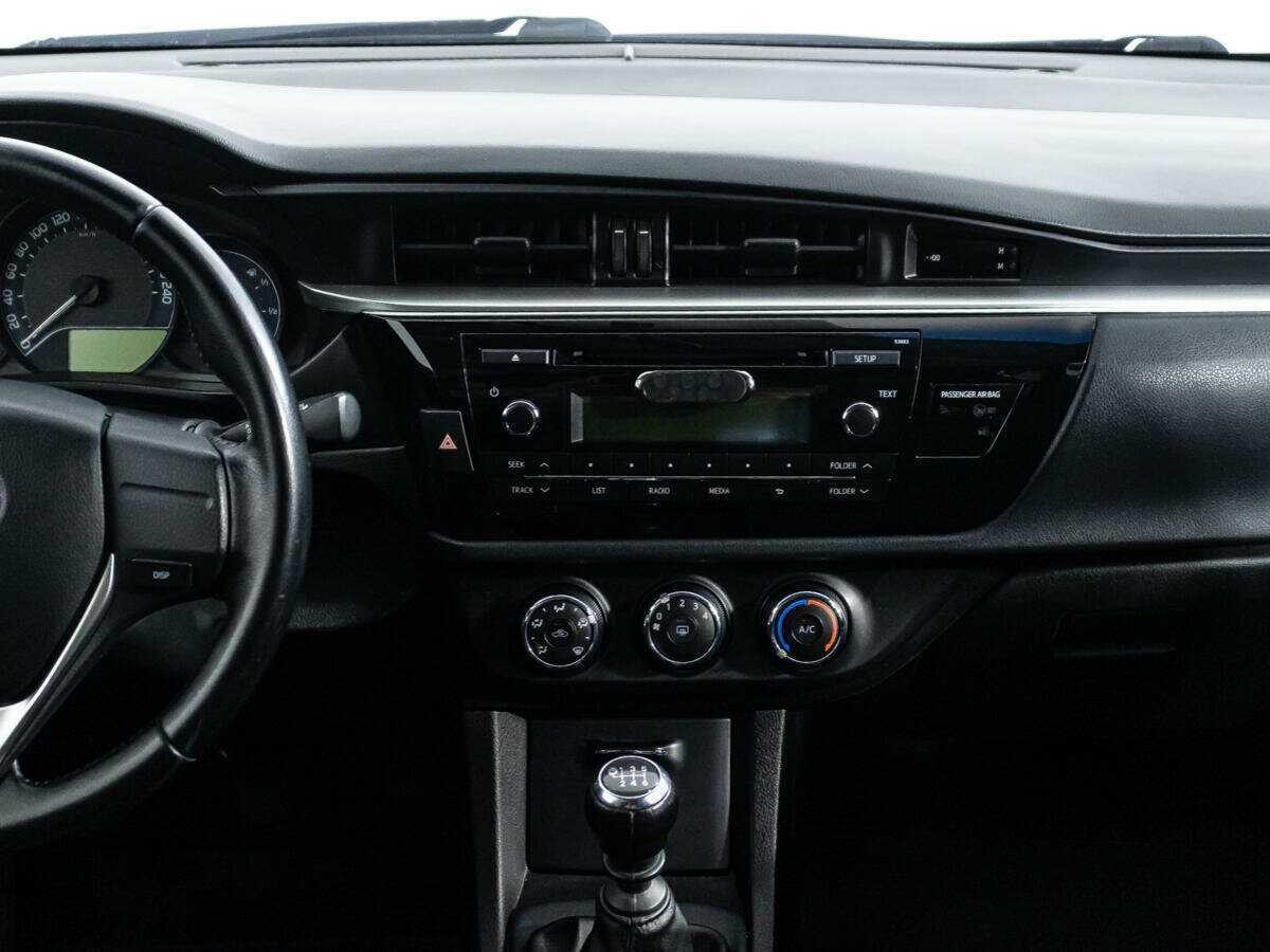 Тойота Королла б/у, 2015, Механическая. Фото: #13