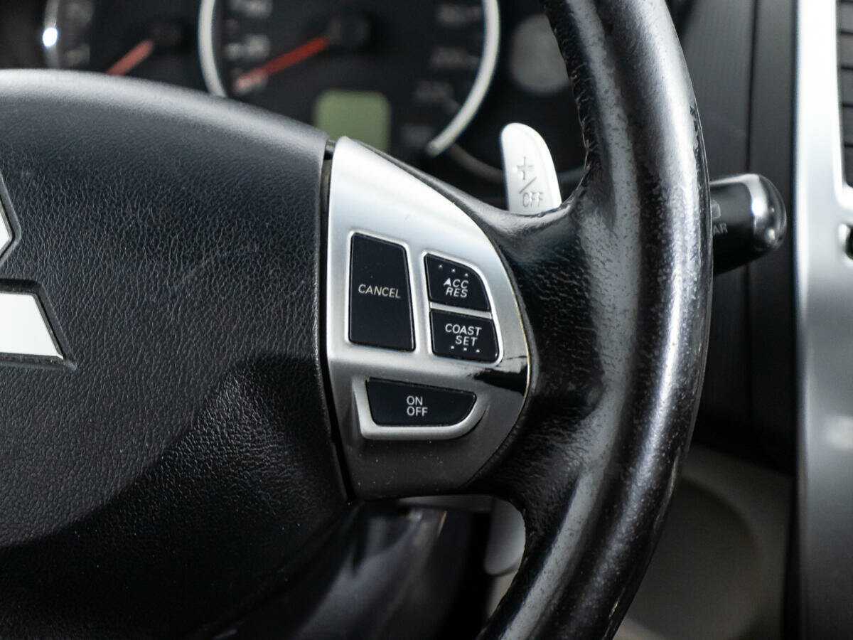 Митсубиши Паджеро Спорт б/у, 2012, Автоматическая. Фото: #15