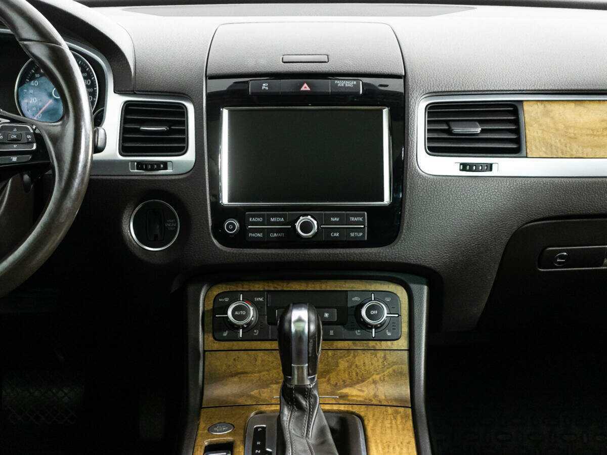 Фольксваген Туарег б/у, 2013, Автоматическая. Фото: #11