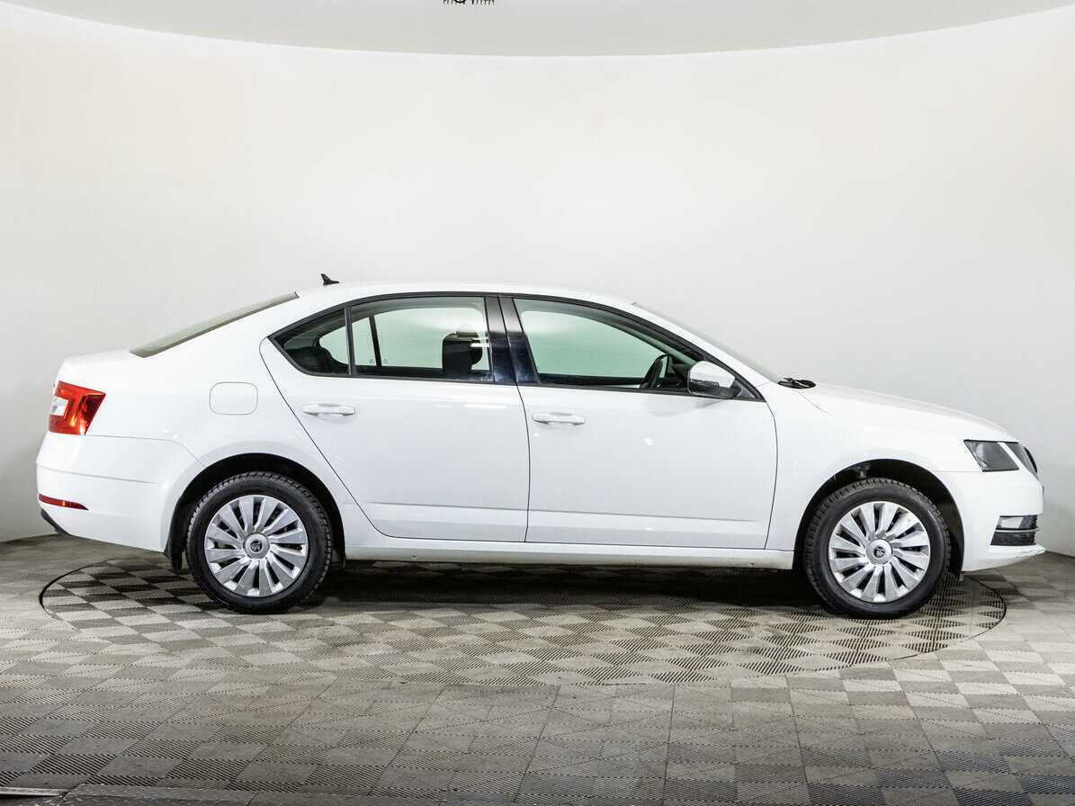 Шкода Октавия б/у, 2018, Автоматическая. Фото: #3