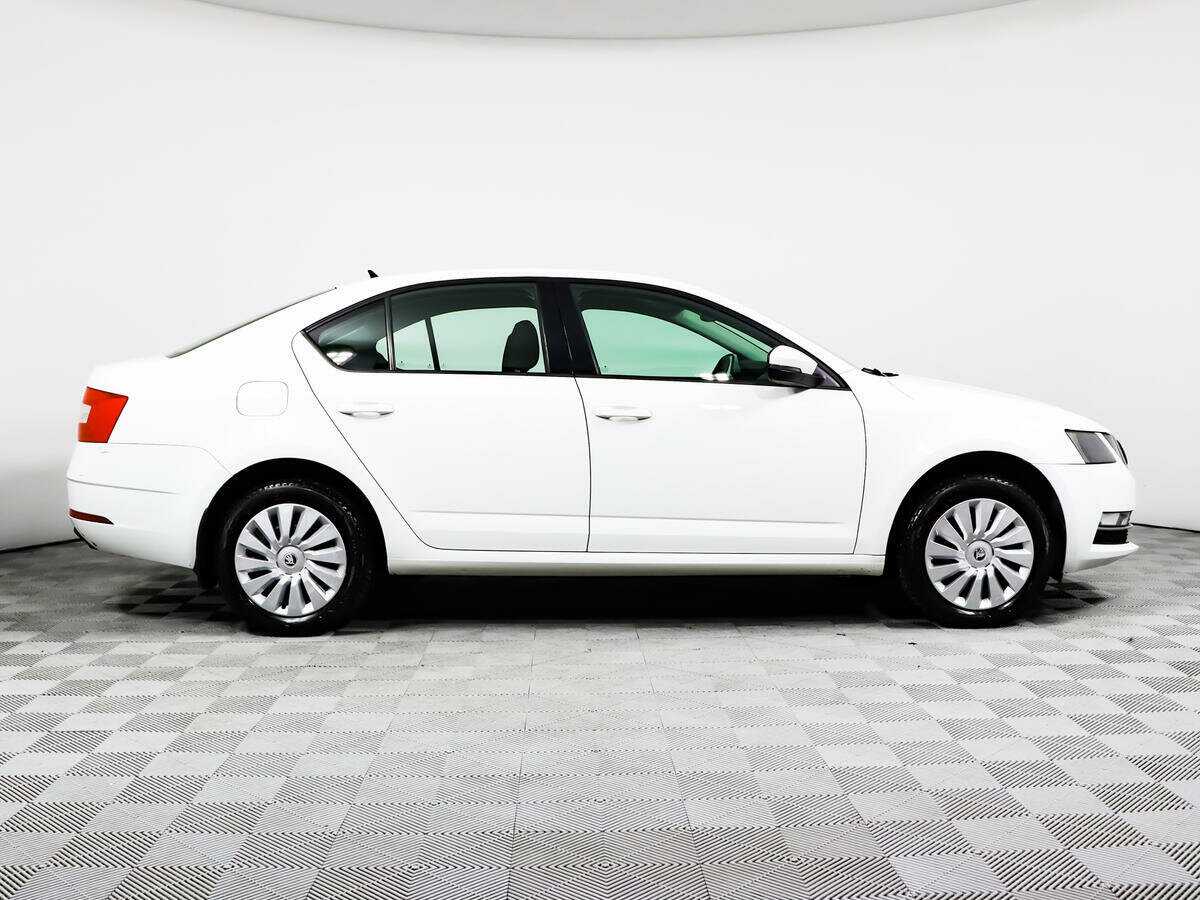 Шкода Октавия б/у, 2018, Автоматическая. Фото: #3