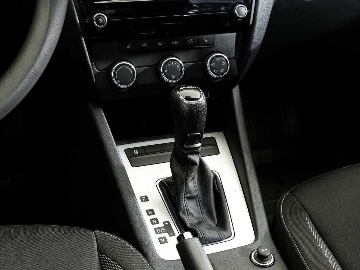 Шкода Октавия б/у, 2018, Автоматическая. Фото: #11