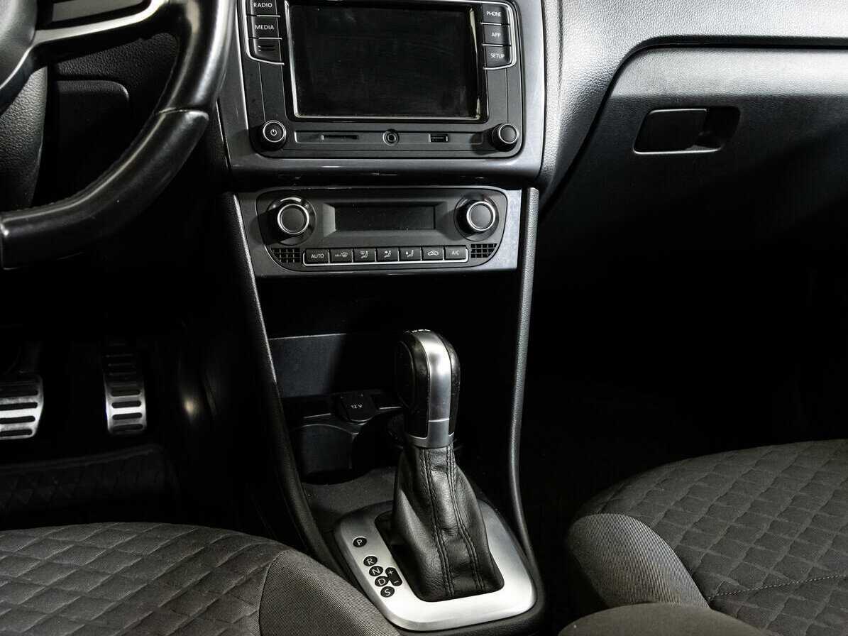 Фольксваген Поло б/у, 2018, Роботизированная. Фото: #10