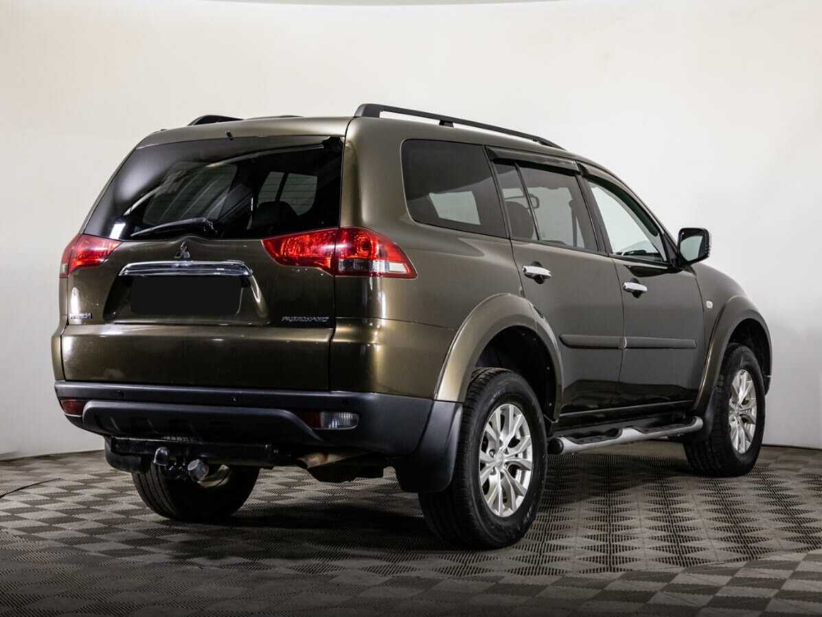 Митсубиши Паджеро Спорт б/у, 2015, Автоматическая. Фото: #4